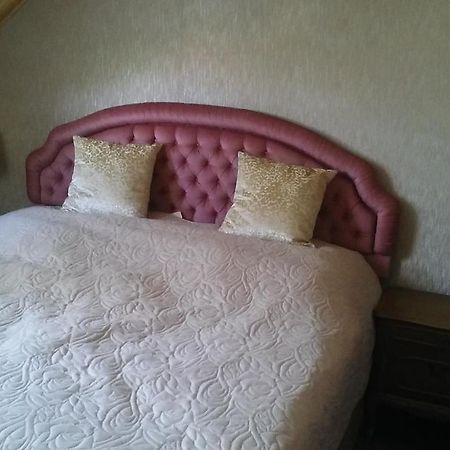 Siesta Club Apartman Harkany Exterior photo