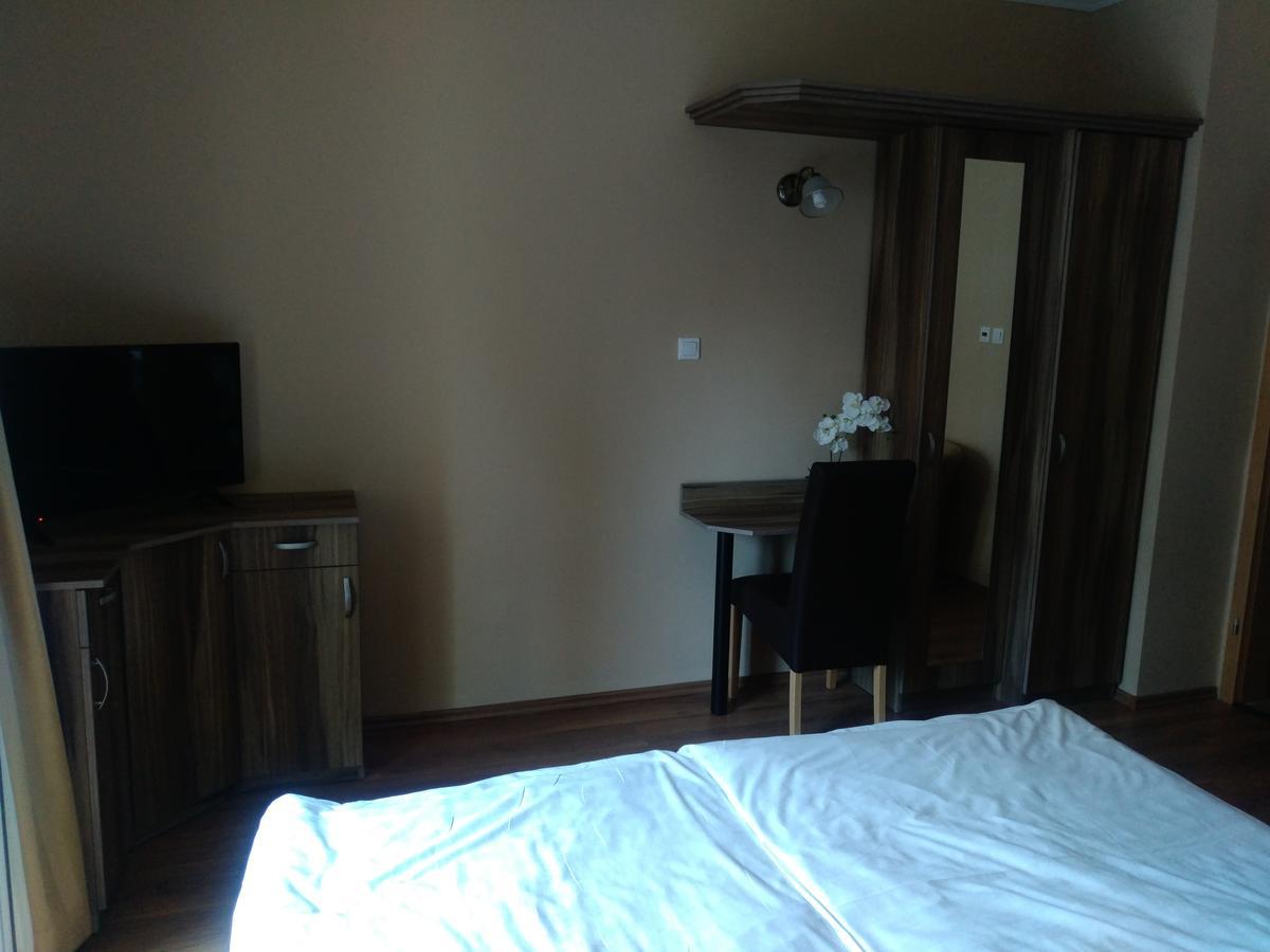 Siesta Club Apartman Harkany Exterior photo